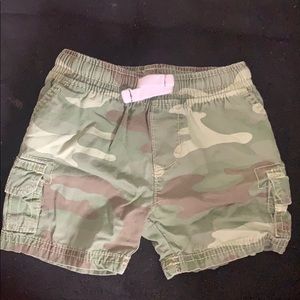 Army camp cargo shorts